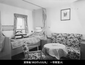 268025-B-04-S